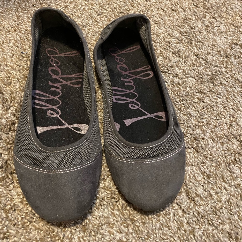 Gray ballet flats